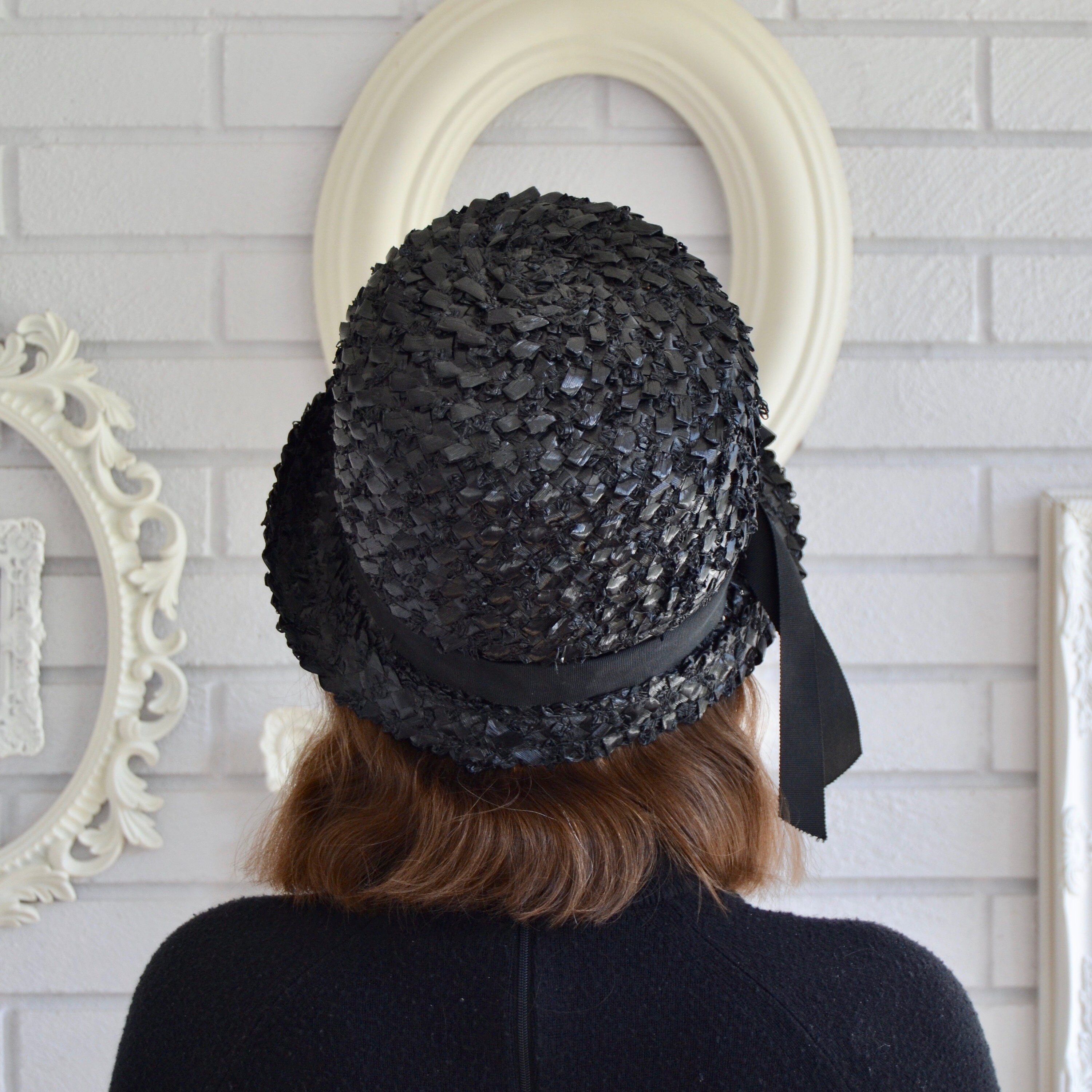 Roller Raffia Hat‎ Black With White Stripe Ribbon Band 1960s MidMod Sweet Original Mid-century Ladies main image 2