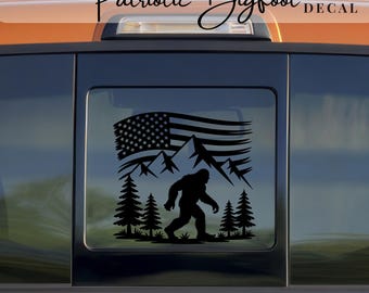 Décalcomanie en vinyle Bigfoot | Sticker Sasquatch avec drapeau des Etats-Unis | Fenêtre extérieure de camion de voiture | Imperméable