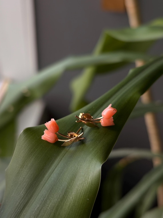 Estate 14k Yellow Gold Tulip Stud Earrings | Coral Earrings