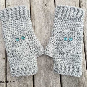 Owl Gloves Crochet Pattern image 2