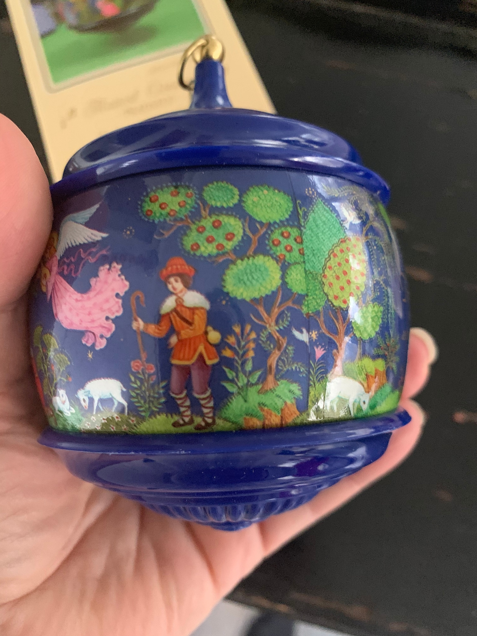 1983 Hallmark Nativity Musical Ornament //