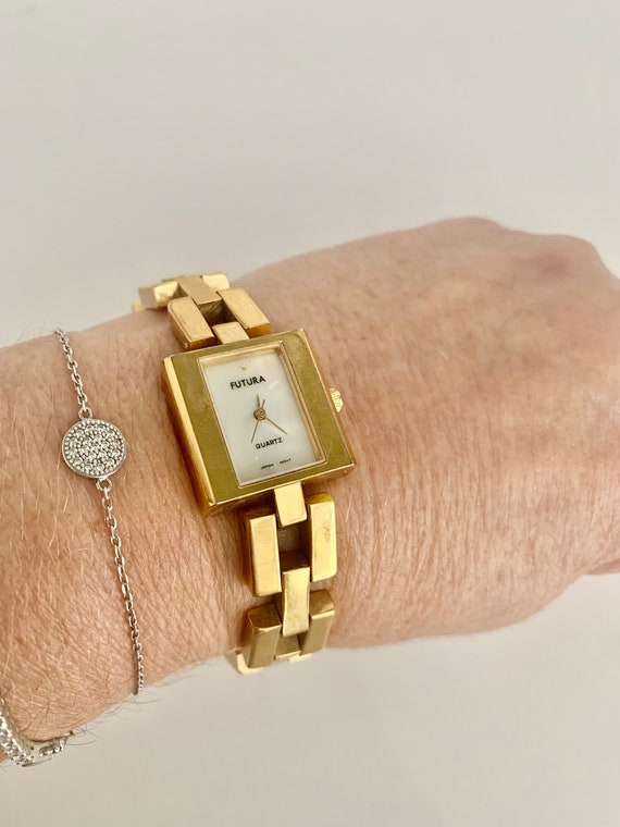 Chunky Gold Link Bracelet Wristwatch // Vintage L… - image 4