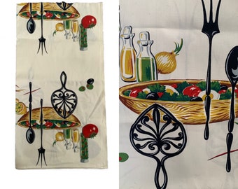 Wilendur Cotton Print Kitchen Tablecloth // Retro Mid Century 1950s 1960s Table Linens