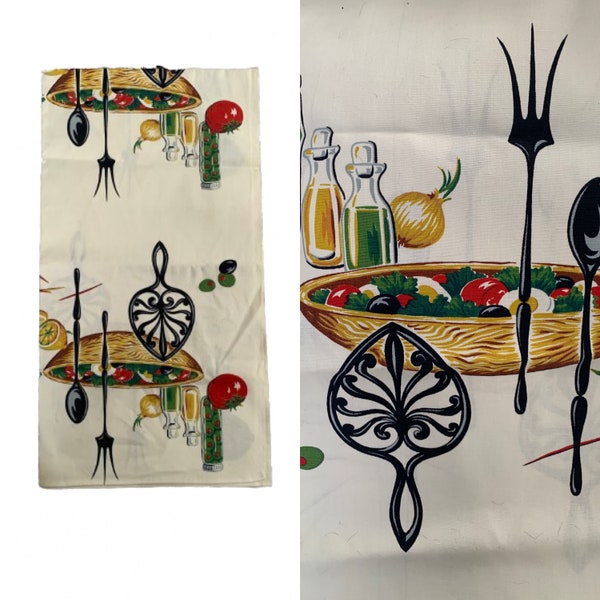 Wilendur Cotton Print Kitchen Tablecloth // Retro Mid Century 1950s 1960s Table Linens