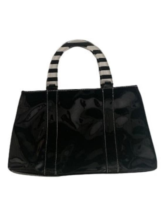 Black Patent Lucite Striped Handle Handbag // Blac