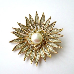 Broche de perlas y diamantes de imitación de Kenneth Lane con diseño de flor en forma de estrella, estilo vintage de los años 80