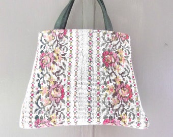 Floral Tapestry Handbag Tote Vegan Vintage 1970s Woven Carryall Bag