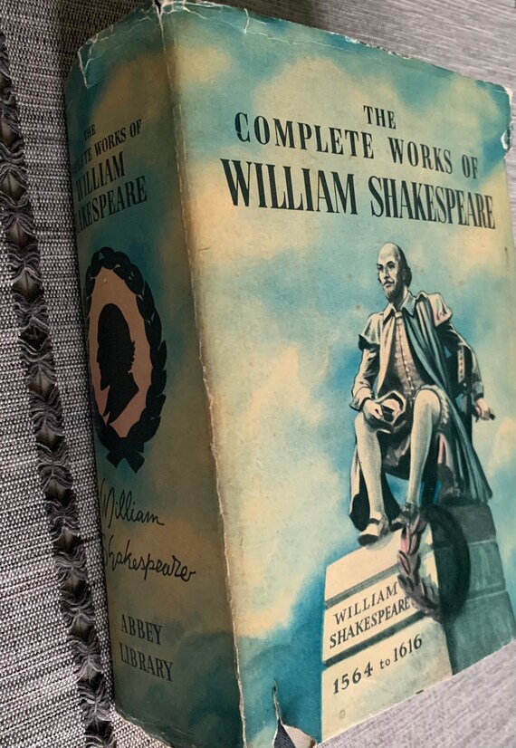 ウィリアム・シェイクスピア全集 // ハードカバー本（ダストカバー付き