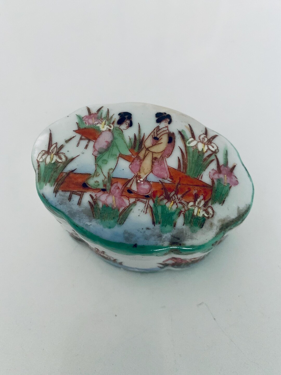 Asian China Geisha Girls Trinket Box / Antique A.A. Valentine Eastern ...