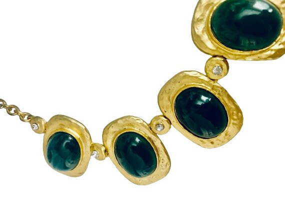 Kenneth J Lane Hammered Gold Emerald Necklace - image 9