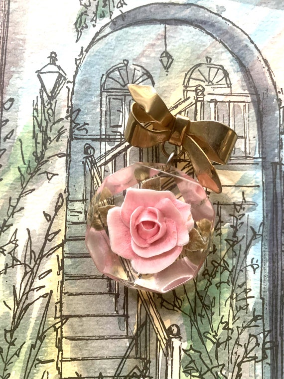 1940s Pink Rose  Lucite Brooch // Gold Bow Pin