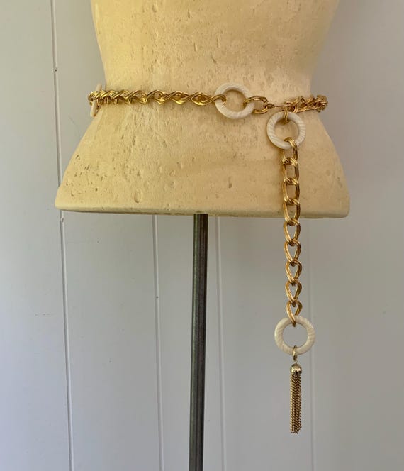 Lucite Rings Gold Chain Tassel Belt - image 4