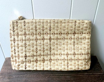 1960s Woven Straw Envelope Clutch Handbag // Grande braccialetto vintage