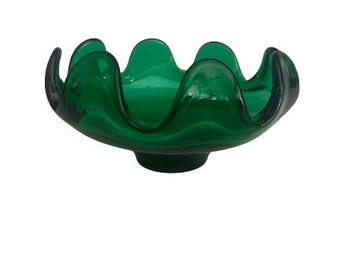 Green Art Glass Scalloped Bowl