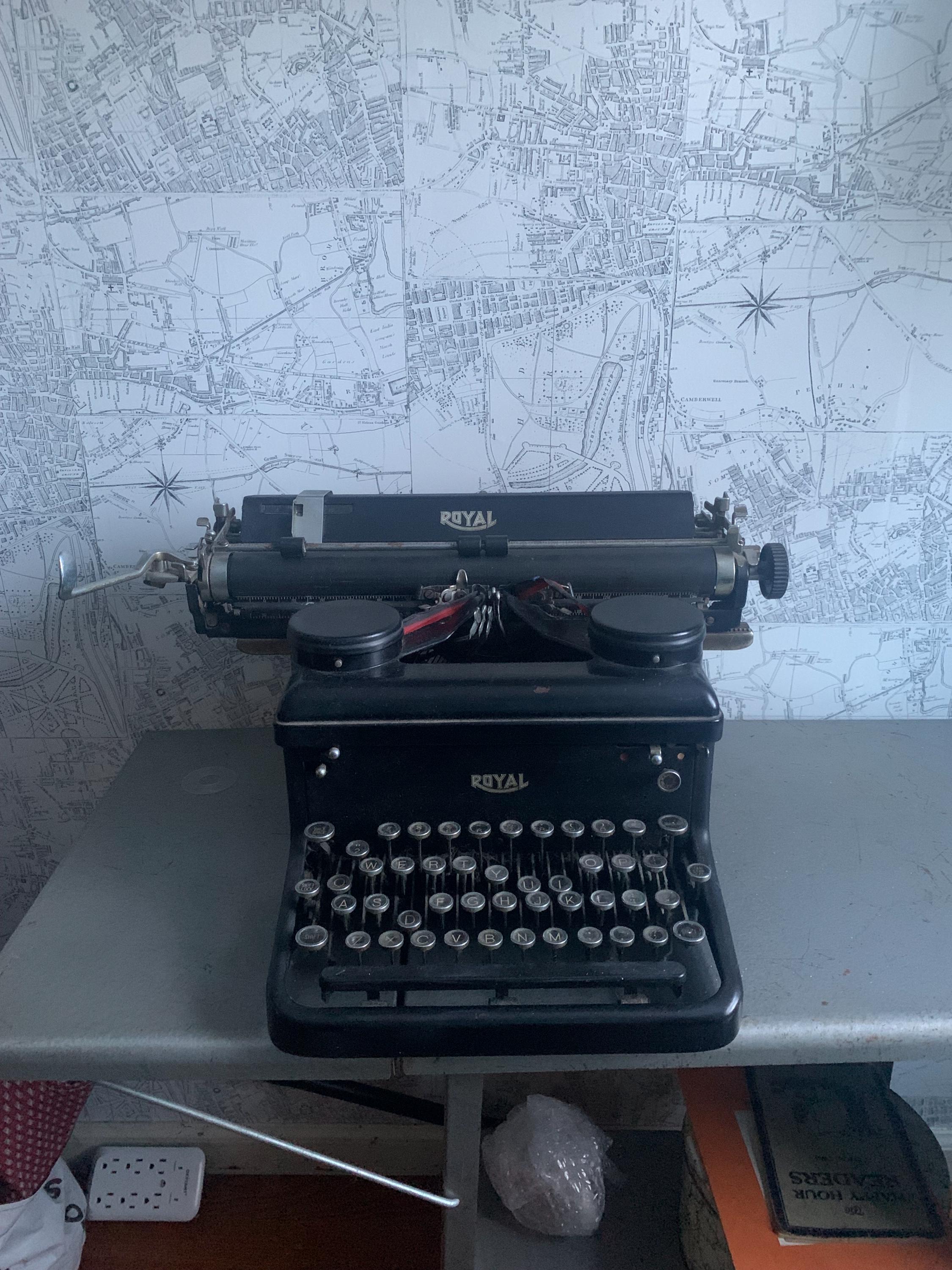 1930年代のアンティーク工業用ロイヤルタイプライター - Etsy 日本