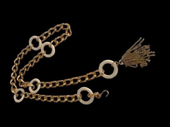 Lucite Rings Gold Chain Tassel Belt - image 3
