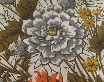 Jaren '70 Home Decorator Floral Fabric // Mid Century Floral Fabric Remnant