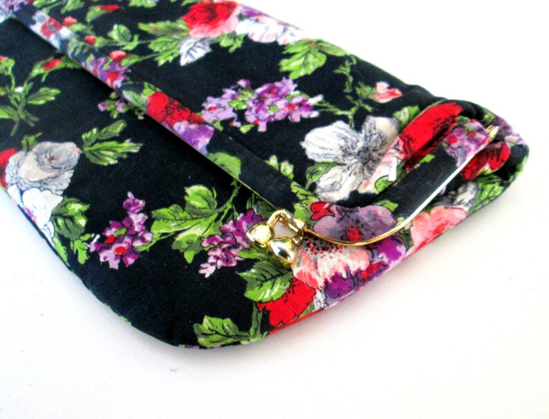 Black Floral Envelope Clutch // Vintage 1960s Fabric Purse - Etsy