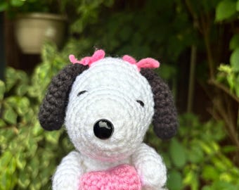 あみぐるみ　ぬいぐるみ　ウッドストック　スヌーピー かぎ針編みのスヌーピーとウッドストックのぬいぐるみ