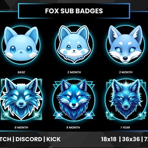 Pode incluir: Um conjunto de seis emblemas de subscrição com tema de raposa azul para Twitch, Discord e Kick. Os emblemas incluem vários designs, desde raposas de desenhos animados fofas a ilustrações detalhadas, com texto indicando a duração da subscrição. Tamanhos: 18x18, 36x36, 72x72 pixels.