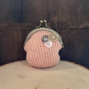 Coin Purse, Vintage Inspired Coin Purse, Button Coin Purse, Handmade Coin Purse, Crochet Coin Purse, Pink Coin Purse