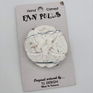 Vintage T.I. Design fan pull - White Washed, Hand Carved Wooden Sand Dollar Design - 3in - Made in Indonesia