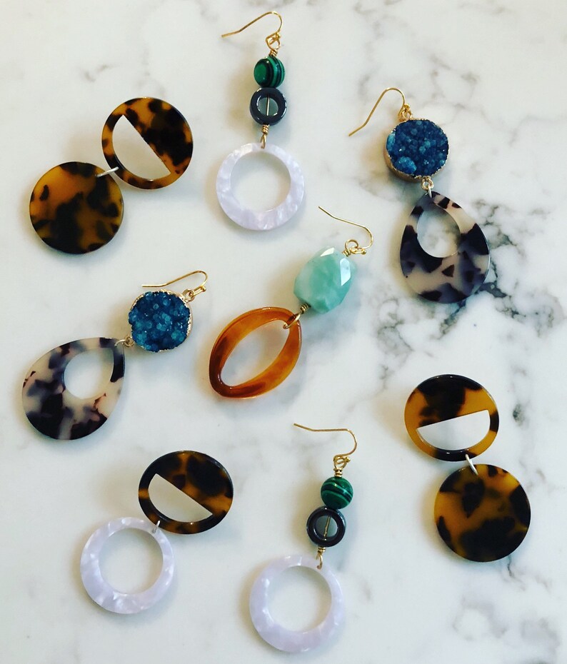 Shelly stone earring