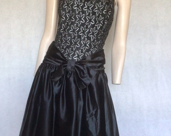 Vtg 80s black silver sparkle full skirt party cocktail knee length dress 10