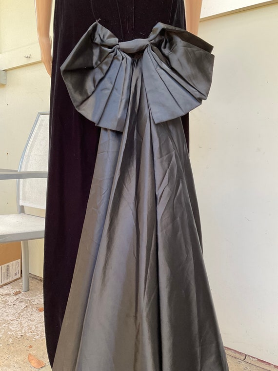 Vtg 80s Loralie Black Velvet Column Ball gown Wit… - image 6