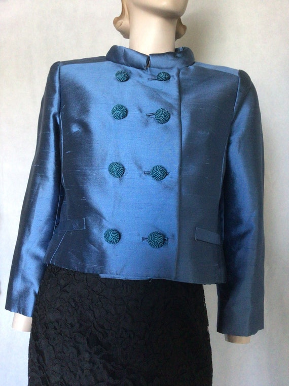 Vtg 60s  custom made teal blue crop silk like box… - image 3