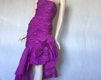 Vtg late 80s Victor Costa couture stunning Purple ruched asymmetrical bodycon ball gown 8S