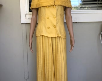 To 70s Mirage By Events Mustard Yellow 2pc Culotte Suit 12