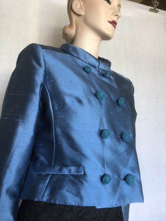 Vtg 60s  custom made teal blue crop silk like box… - image 2