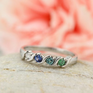 3, 4, or 5 Birthstones Wave Mother's Ring in Solid 10k White, Yellow Custom Family Ring ST5702