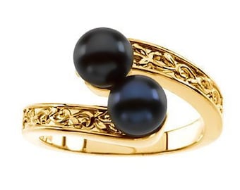 2 pcs 6mm  Black  Akoya Cultured Pearl  Ring ---- 14k Yellow Gold*****Special*****