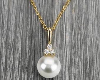 14K Yellow / White Gold  Freshwater Cultured Pearl & .06 CTW Diamond 18" Necklace
