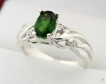 Natural Green chrome diopside Solid 14K White Gold Diamond Ring