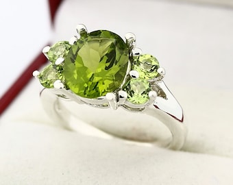 <> Peridot Rings