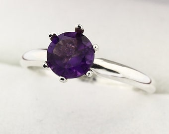 Natura VS purple Amethyst Solid 14K White Gold Diamond Ring