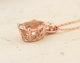 Natural AAA 10x8mm Oval  Pink  Morganite Vintage Style Pendant 14K Rose Gold with 18" Cable chain