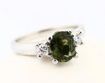 Natural Green Tourmaline Solid 14K White Gold Diamond Ring