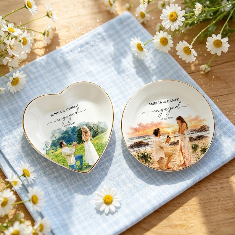 Custom Engagement Ring Dish, Proposal Photo Trinket Tray, Watercolor Couple Portrait Gift, Engaged Ornament, Engagement Gift For Her 画像 10