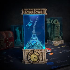 Paris Resin LED Lamp – Handmade Eiffel Tower Night Light, Multicolor Remote Control, 6h Battery, Romantic Paris Home Decor Gift 10x10x20 cm