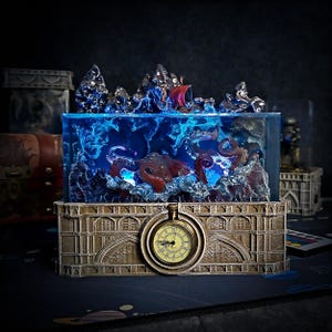 Kraken Gothic Lamp – Handmade Resin LED Octopus Night Light, Gothic Fantasy Home Decor, Mythical Sea Creature Lamp, Size 10x18x20