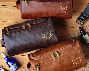 Personalized Engraved Leather Toiletry Bag,Men's Travel Dopp Kit,Groomsmen Gifts,Anniversary Gift for Him