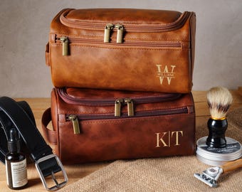 Personalized Engraved Leather Toiletry Bag,Men's Travel Dopp Kit,Groomsmen Gifts,Anniversary Gift for Him