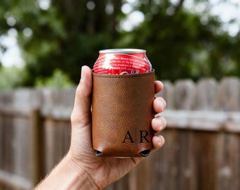 Personalized Leather Can Cooler, Engraved Leather Beer Can Cooler,Custom Groomsmen Can Cooler, Gift For Him,Groomsmen Gift