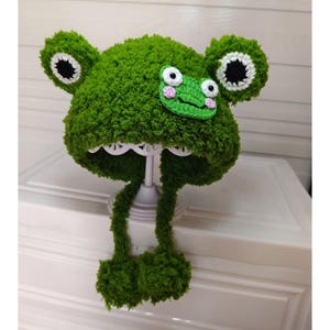 Grün Frosch Mützen Handmade: Gehäkelte Kinder Mütze, Winter Warme Tier Haube mit Ohren.