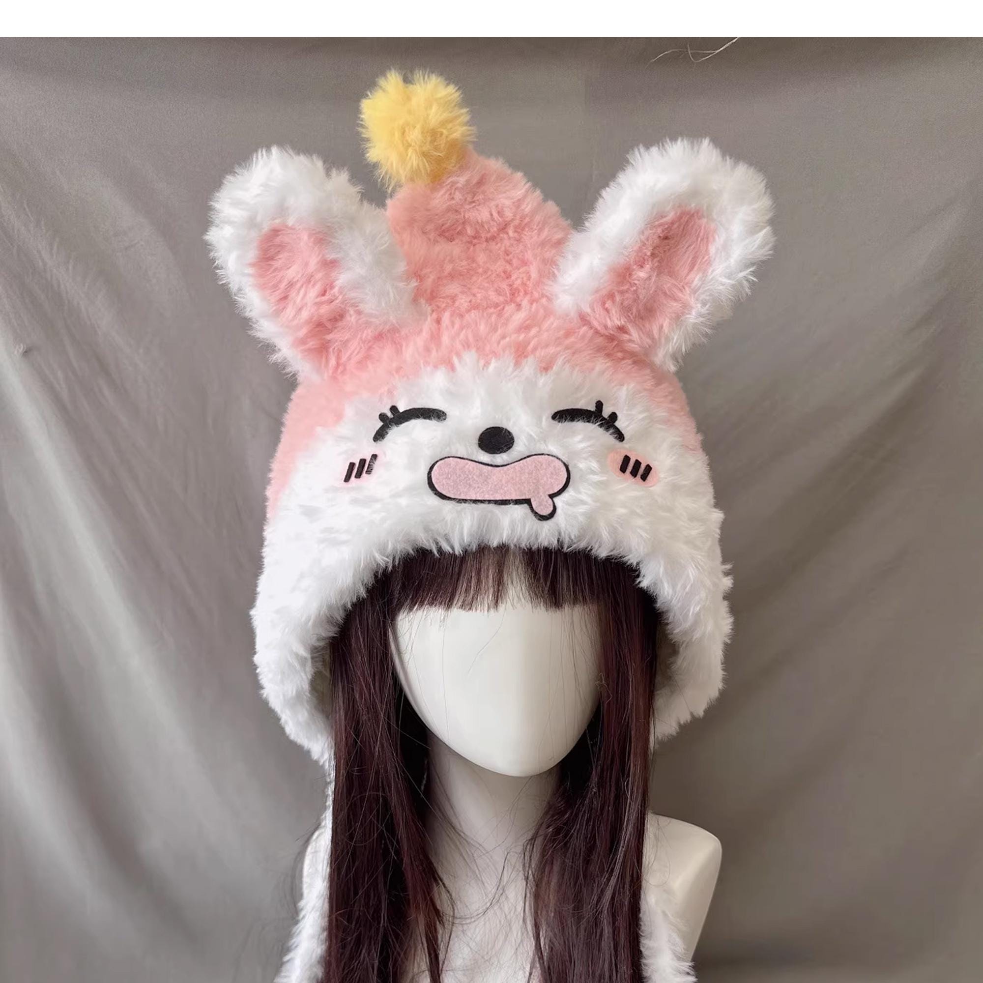 ピンクのかぎ針編みのうさぎ耳帽子、手作りのかわいいぬいぐるみうさぎ