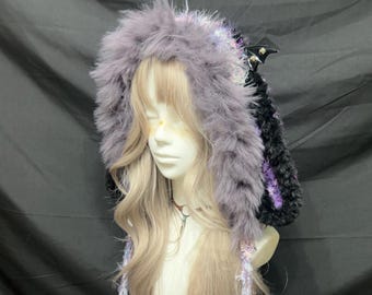 Handgemaakte paarse muts met konijnenoren: gebreide gehaakte beanie, halloween-cosplaykostuum